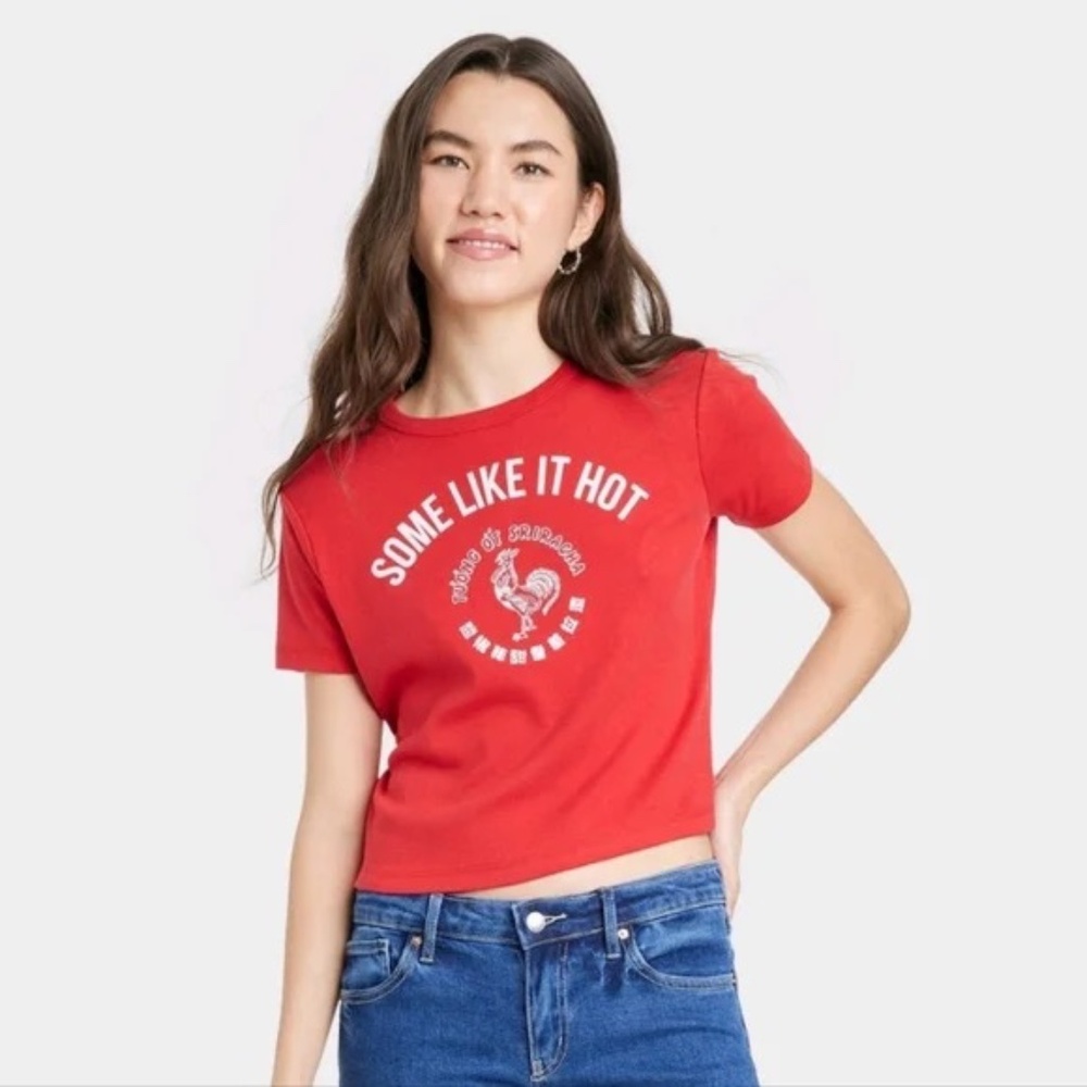 New Tuong Ot Sriracha Some Like It Hot Red Short Sleeve Crop Top Shirt Size XS